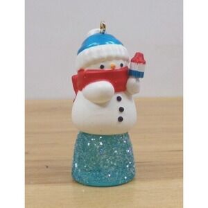 Hallmark Keepsake Miniature Ornament 2011 Sweet Li'l Snowman by‎ Cullen Brown